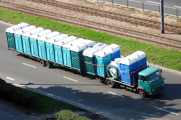 Portable Toilet Options We Offer in Dalworthington Gardens, TX